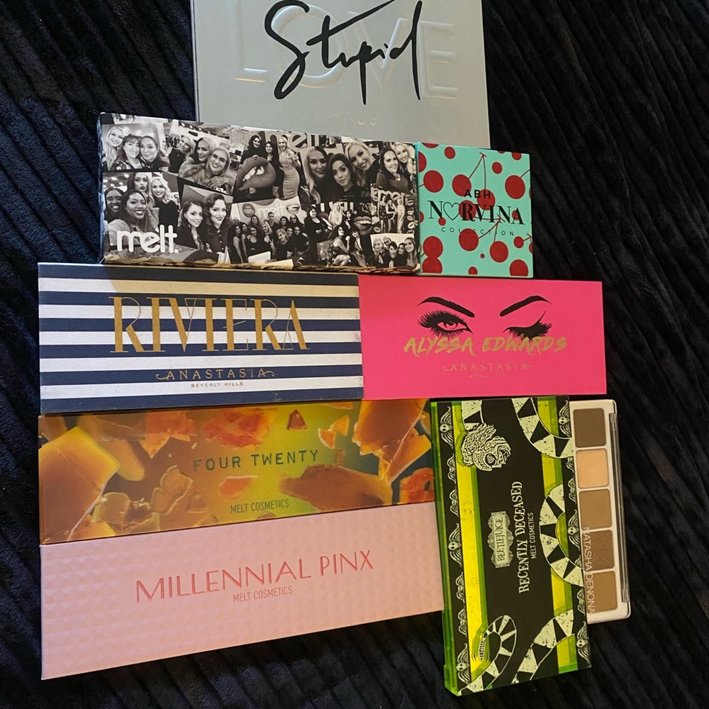 Melt Cosmetics Millennial Pinx Eyeshadow Palette